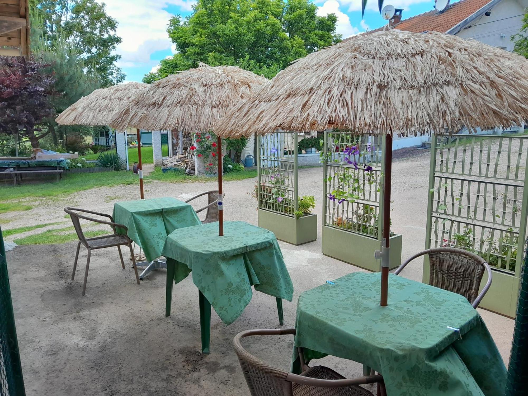 Chambres D Hotes Au P'Tit Bonheur Campagnard Jarnosse Buitenkant foto